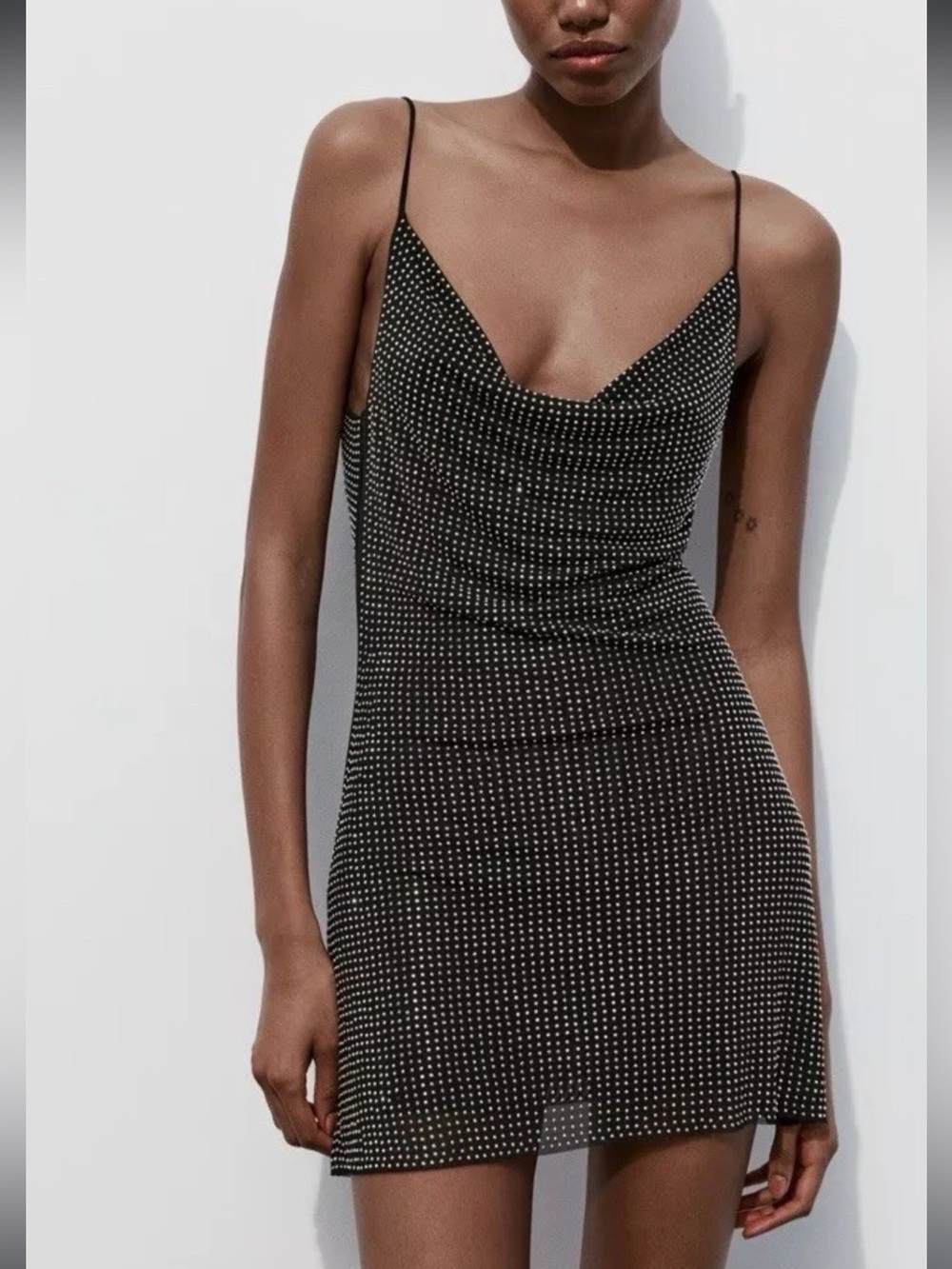 ZARA  BLACK SHORT TULLE DRESS WITH
RHINESTONES  REF:5063/823